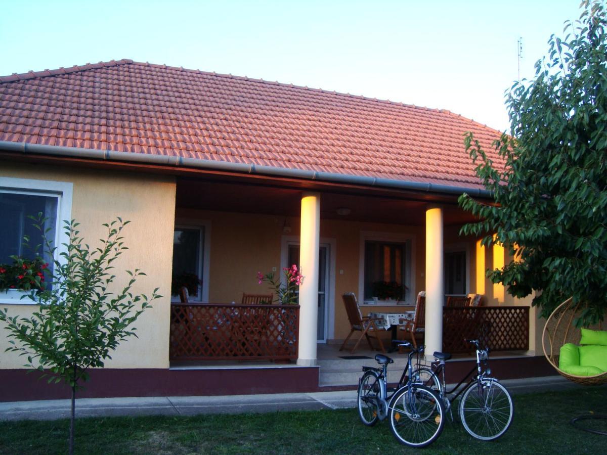 Eliza Vendeghaz Apartment Hajduszoboszlo Exterior photo