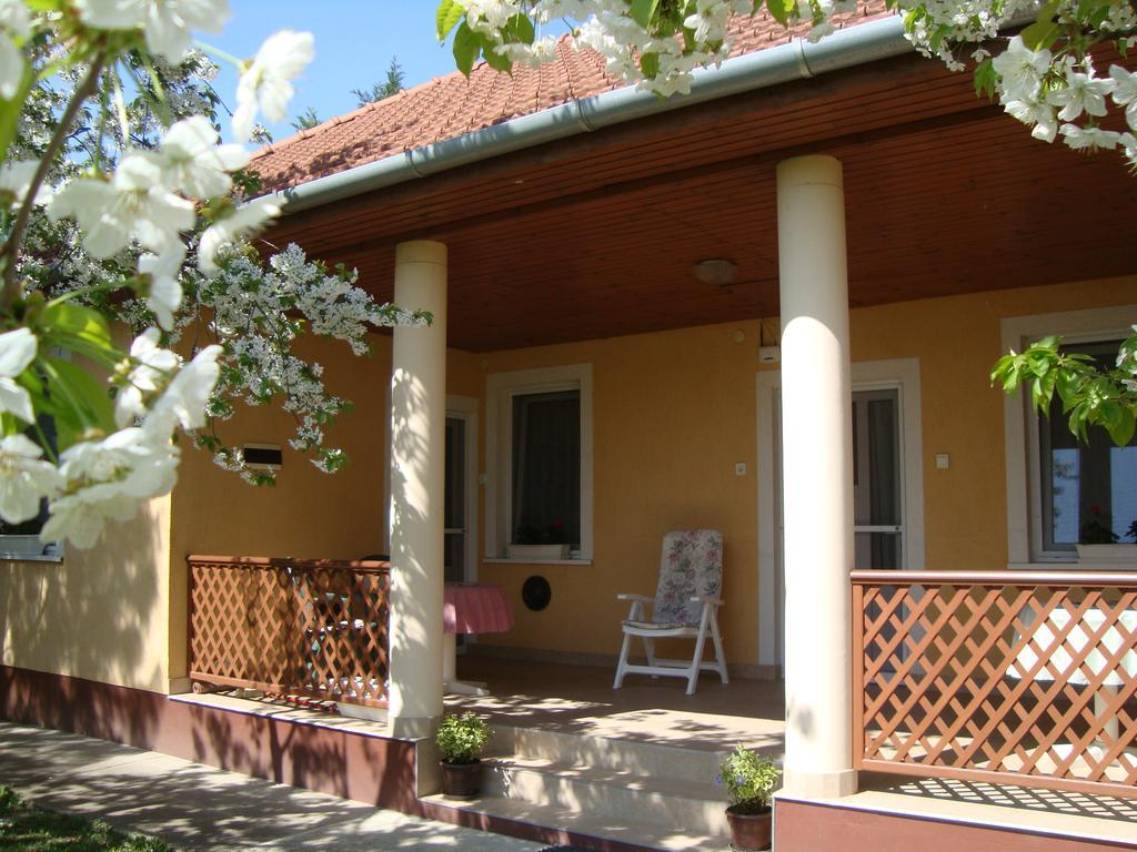 Eliza Vendeghaz Apartment Hajduszoboszlo Exterior photo